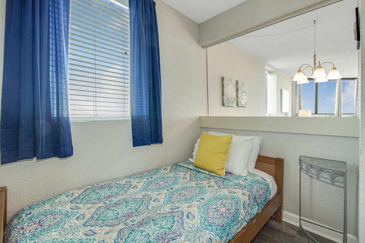 Fabulous Ocean Front Condo At Sands Ocean Club 1227 미를 비치 외부 사진